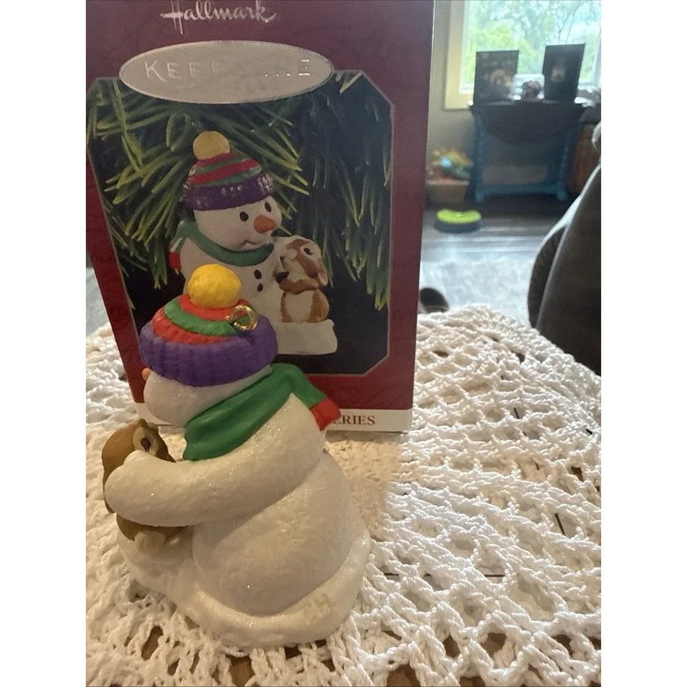 Hallmark keepsake snow